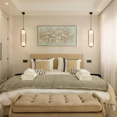 Villa Lorea Playa, Luxury 6 Bedroom With Seaview *