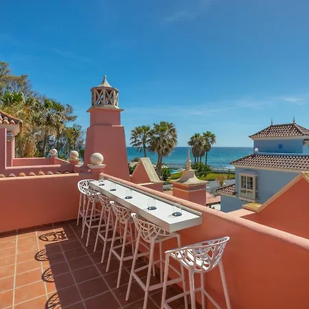Villa Lorea Playa, Luxury 6 Bedroom With Seaview Marbella
