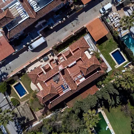 Lorea Playa, Luxury 6 Bedroom With Seaview Villa Marbellac