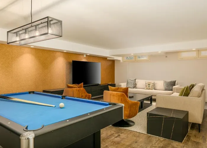 Lorea Playa, Luxury 6 Bedroom With Seaview Willa Marbella