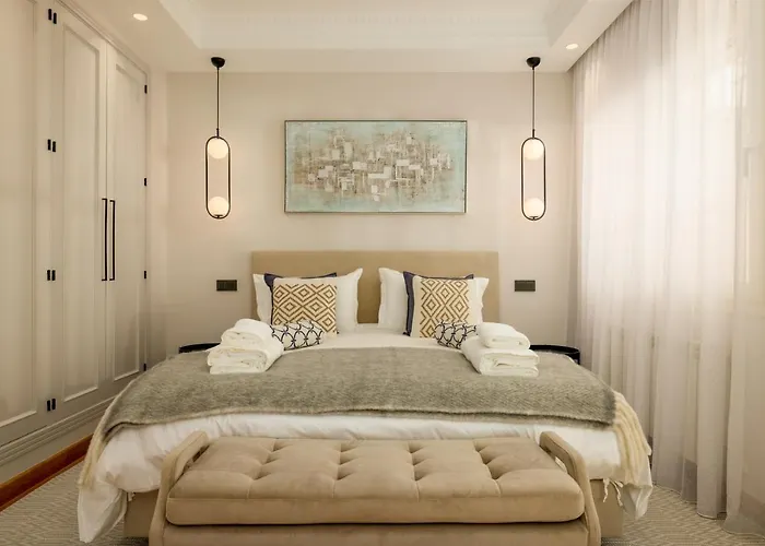 Villa Lorea Playa, Luxury 6 Bedroom With Seaview *