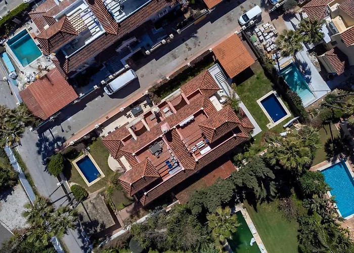 Lorea Playa, Luxury 6 Bedroom With Seaview Willa Marbella